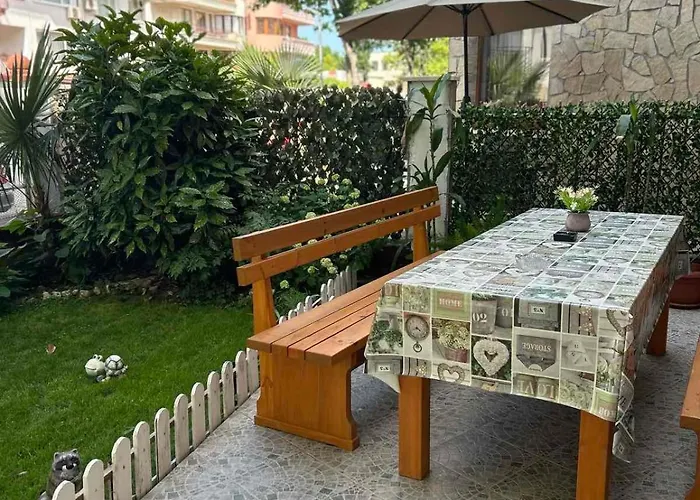 Kostovi Gasthuis Kiten (Burgas)