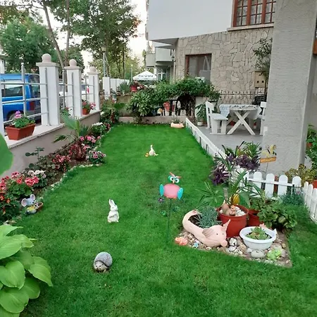 招待所 Kostovi 希典