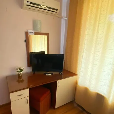 Pensjonat Kostovi *