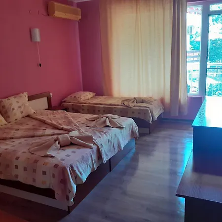 Kostovi Pensjonat Kiten (Burgas)